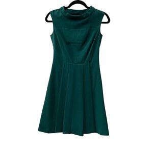 Vince Camuto Size 2P green hidden pocket fit & flare dress